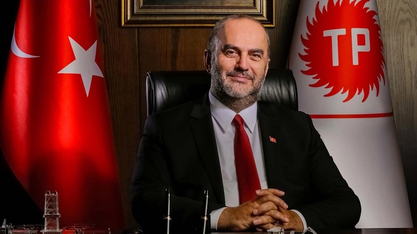 (Türkiye Petrolleri Anonim Ortaklığı (TPAO) Yönetim Kurulu Başkanı ve
Genel Müdürü Melih Han Bilgin)
