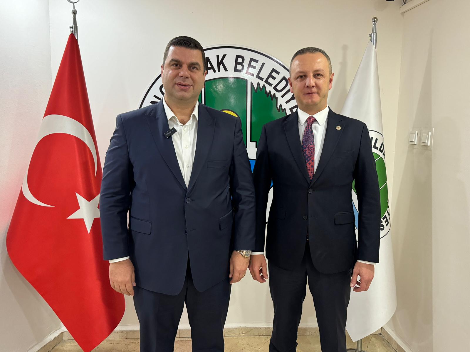 CEM DERELİ, ÖMER SELİM ALAN’LA BİRLİKTE