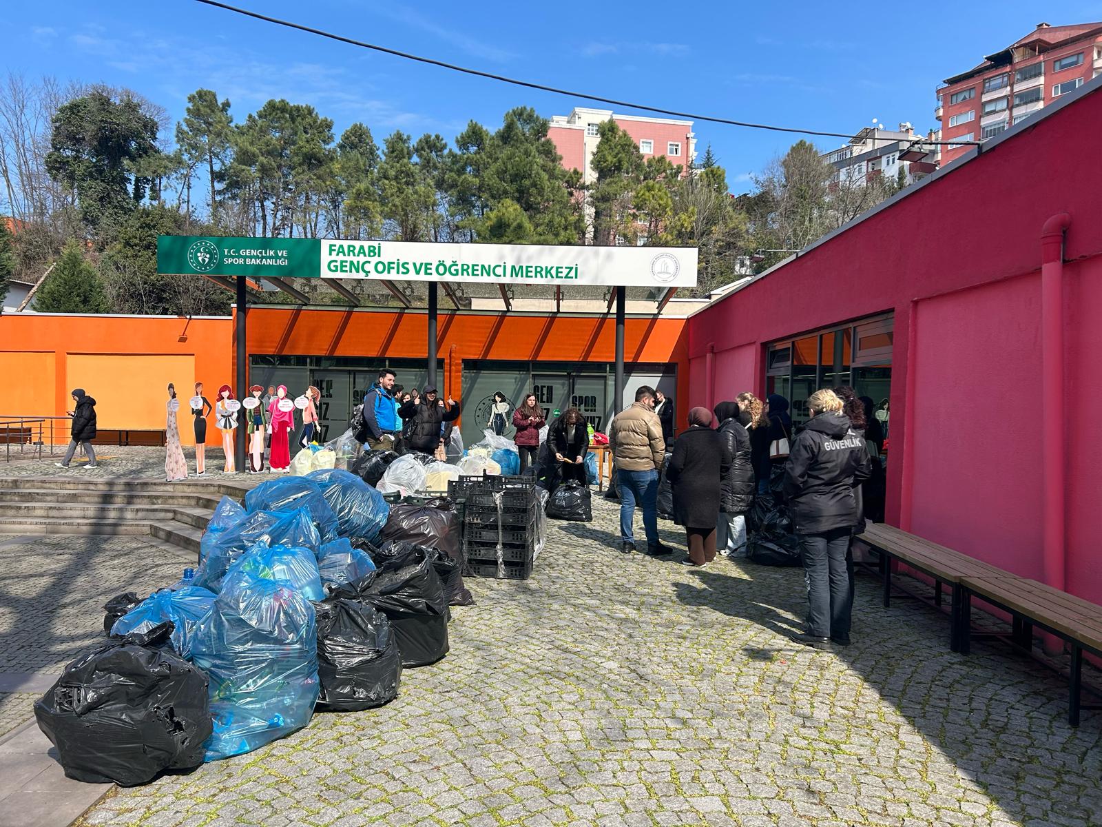 ZBEÜ’de Gerçekleştirilen Çevre Duyarlılığı Etkinliğine Büyük İlgi