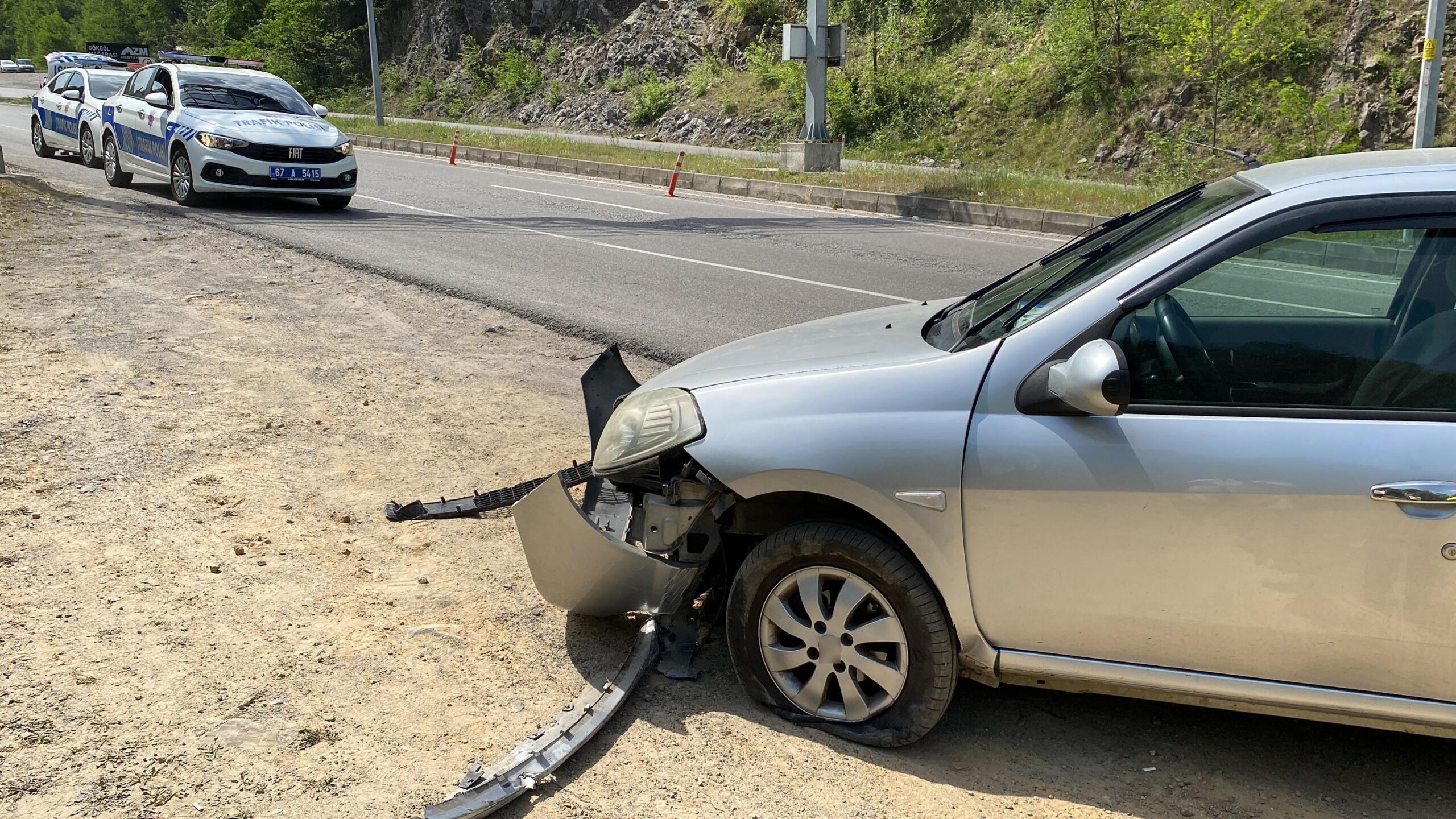Uçurum Tehlikesinden Son Anda Kurtulan Sürücü: Zonguldak’ta Dramatik Kaza!