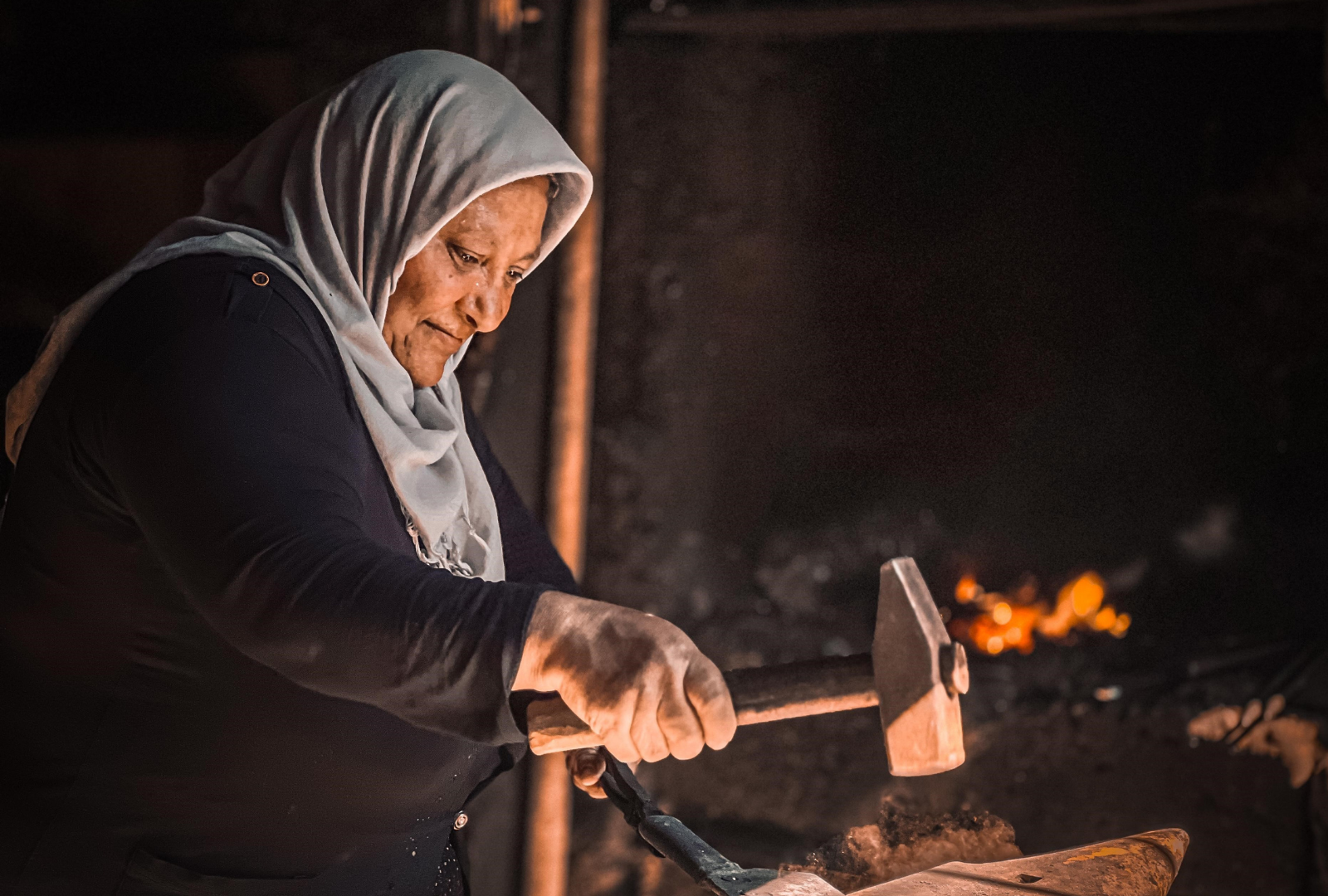 Teknolojiyi Alt Edebilen Demircilik Ustaları