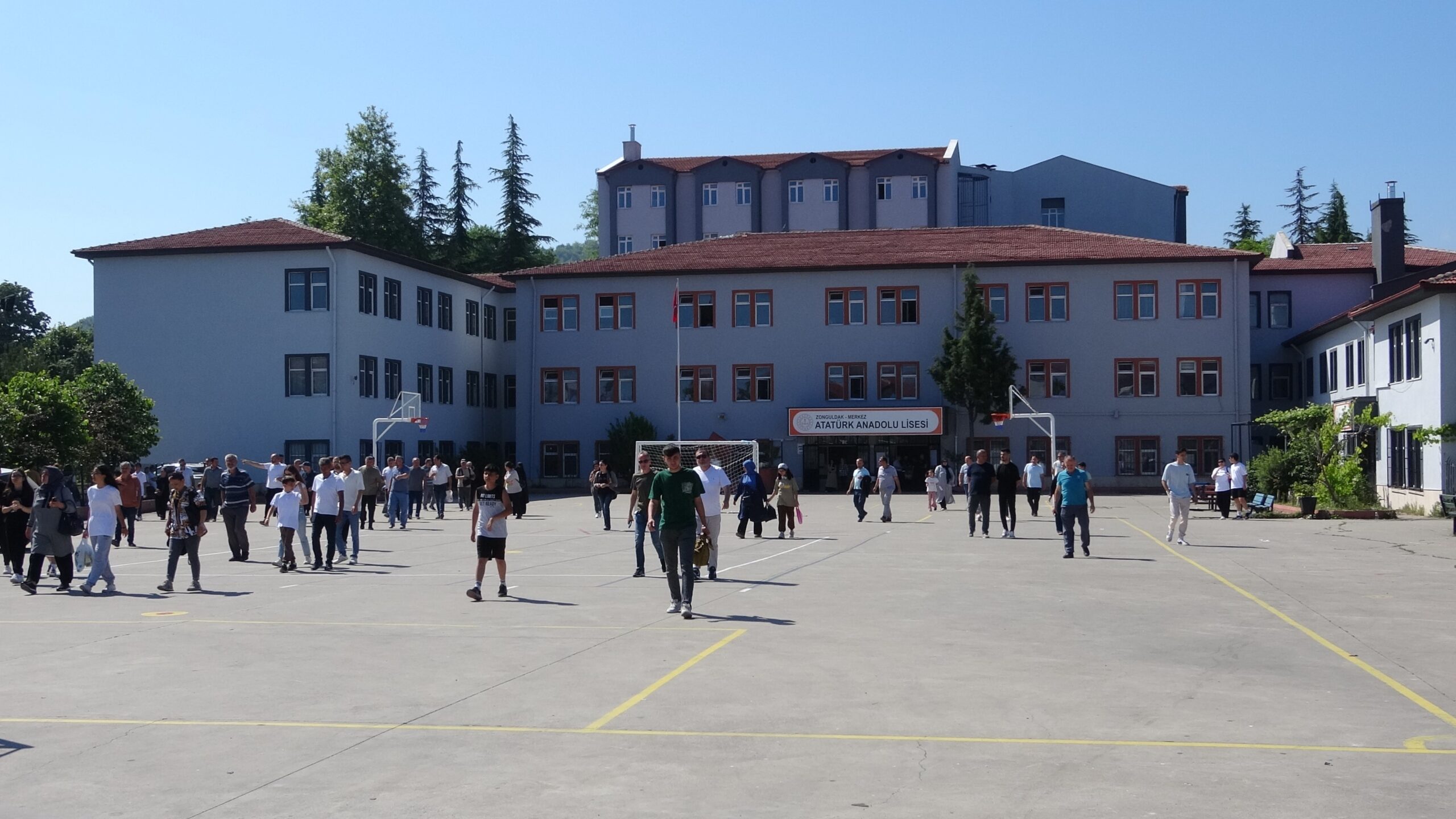 Hayalleri için ter döktüler