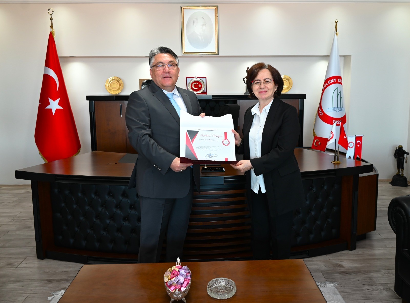 Yalçınkaya’dan Rektör Özölçer’e ziyaret